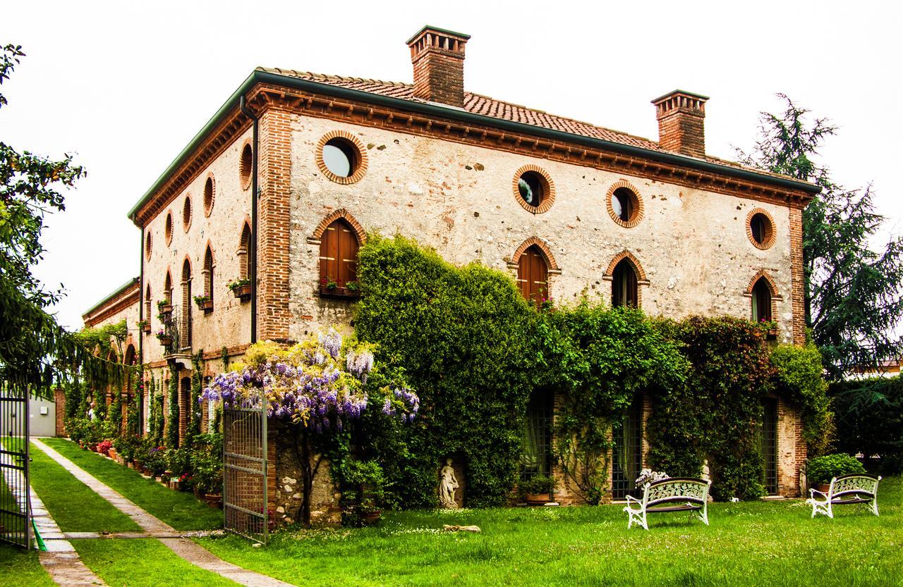 Locanda La Corte Dei Galli Carre Εξωτερικό φωτογραφία